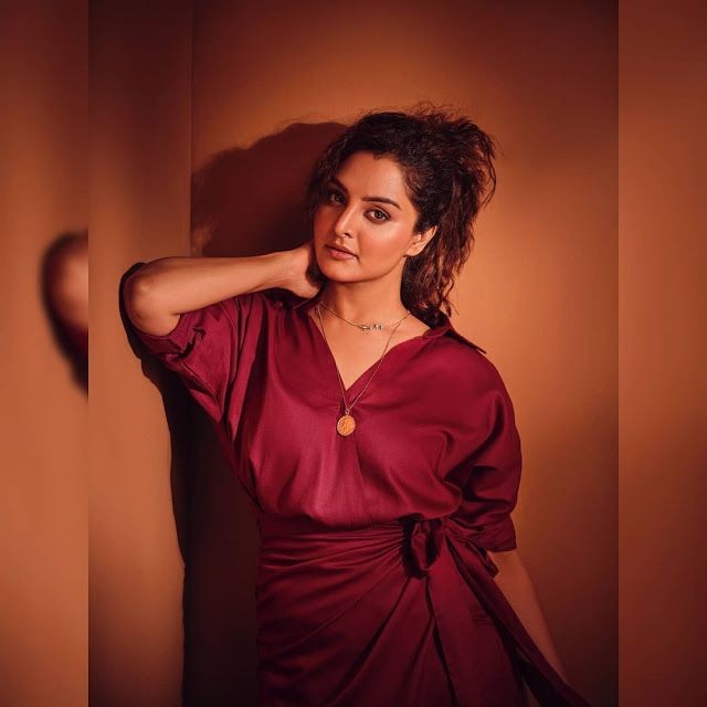 DREAMS HERBAL BEAUTY PARLOUR KULAPPULLY