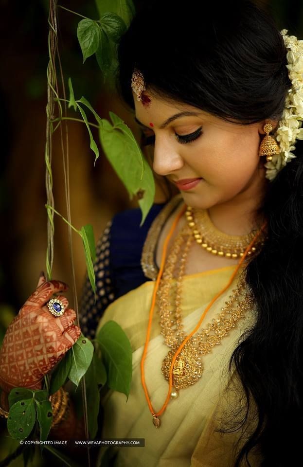 DREAMS HERBAL BEAUTY PARLOUR KULAPPULLY